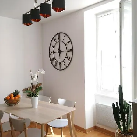 Grande La Garconniere Du Palais 3 Etoiles De Charme *