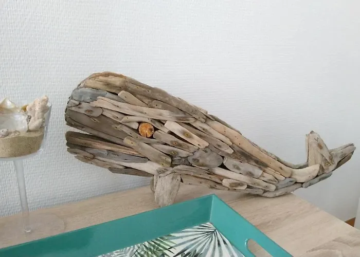 Grande La Garconniere Du Palais 3 Etoiles De Charme 莱萨布勒-多洛讷